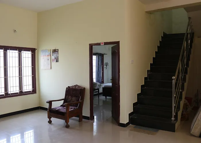 Renu Residency On The Way To Isha Yoga Centre- Adiyogi Near Maruthamalai