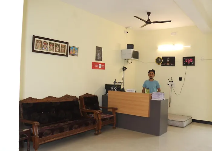 Renu Residency On The Way To Isha Yoga Centre- Adiyogi Near Maruthamalai